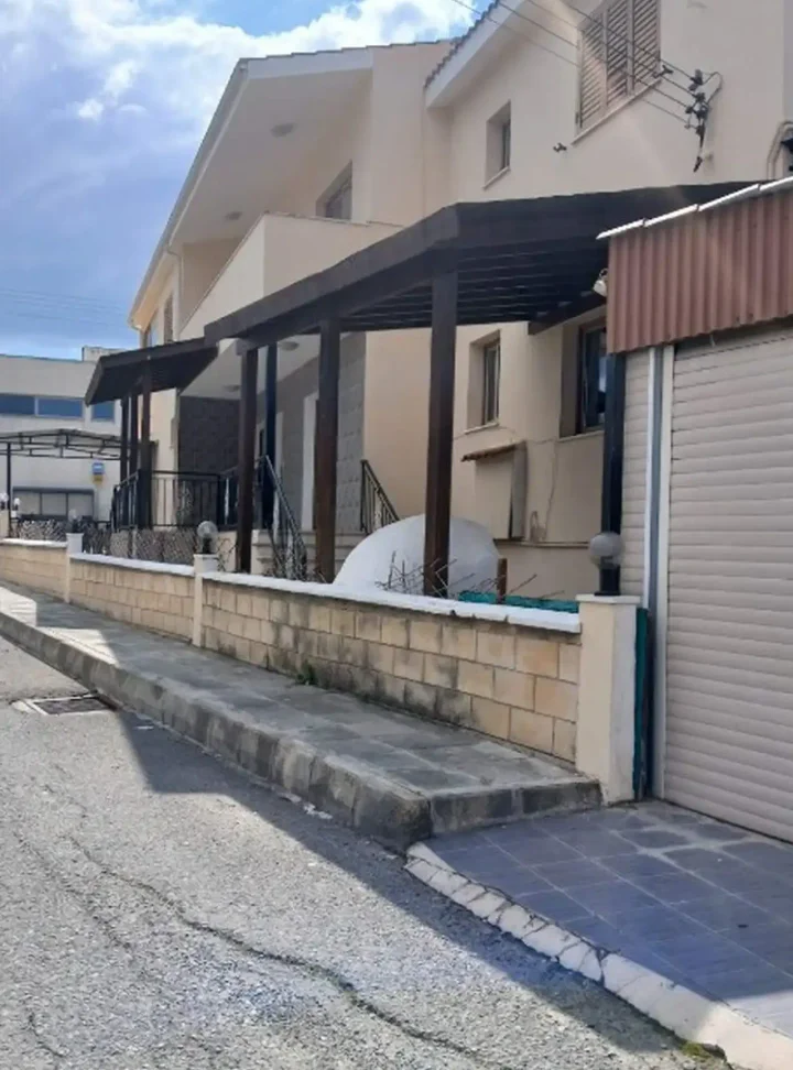 Detached house for rent 365 m² in Paphos, Polemi