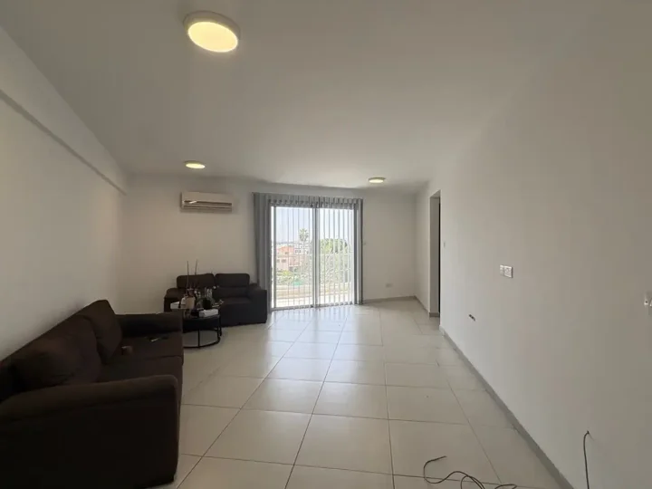 Residential properties for rent 90 m² in Nicosia, Latsia - Agios Georgios