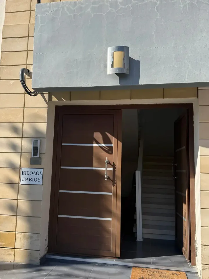 Trading area 35 m² for rent in Nicosia, Strovolos - Dasoupolis
