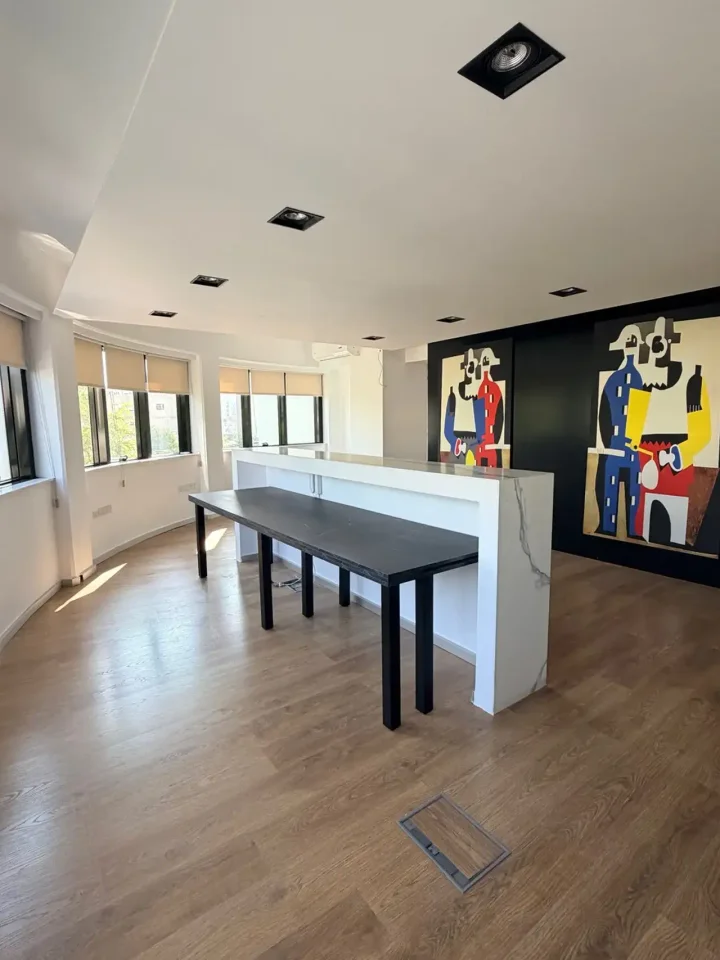 Γραφείο 250 μ² προς ενοικίαση στην τοποθεσία Limassol, Limassol - Agia Triada