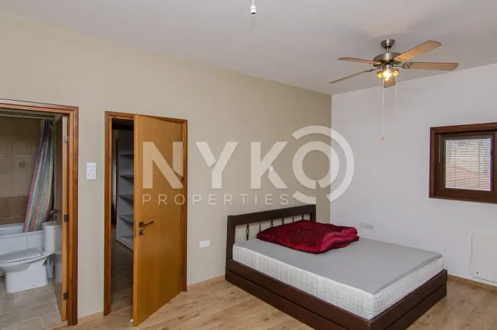 Detached house for rent 250 m² in Limassol, Akrounta