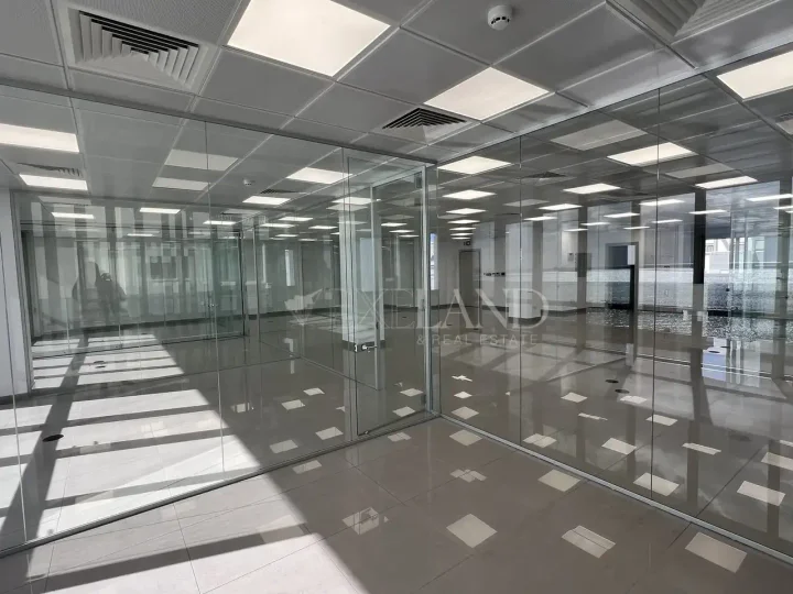 Office 242 m² for rent in Limassol, Limassol - Neapolis