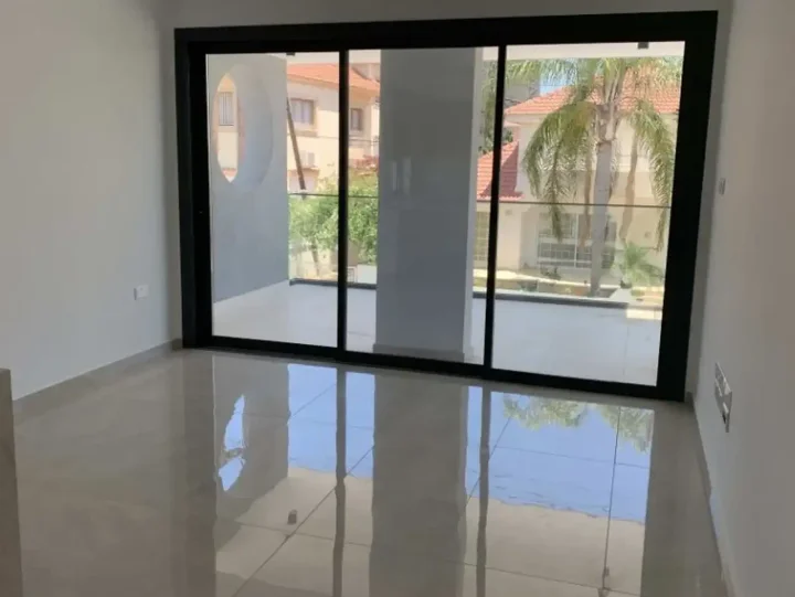 1-bedroom apartments for rent 65 m² in Limassol, Limassol - Tsirion