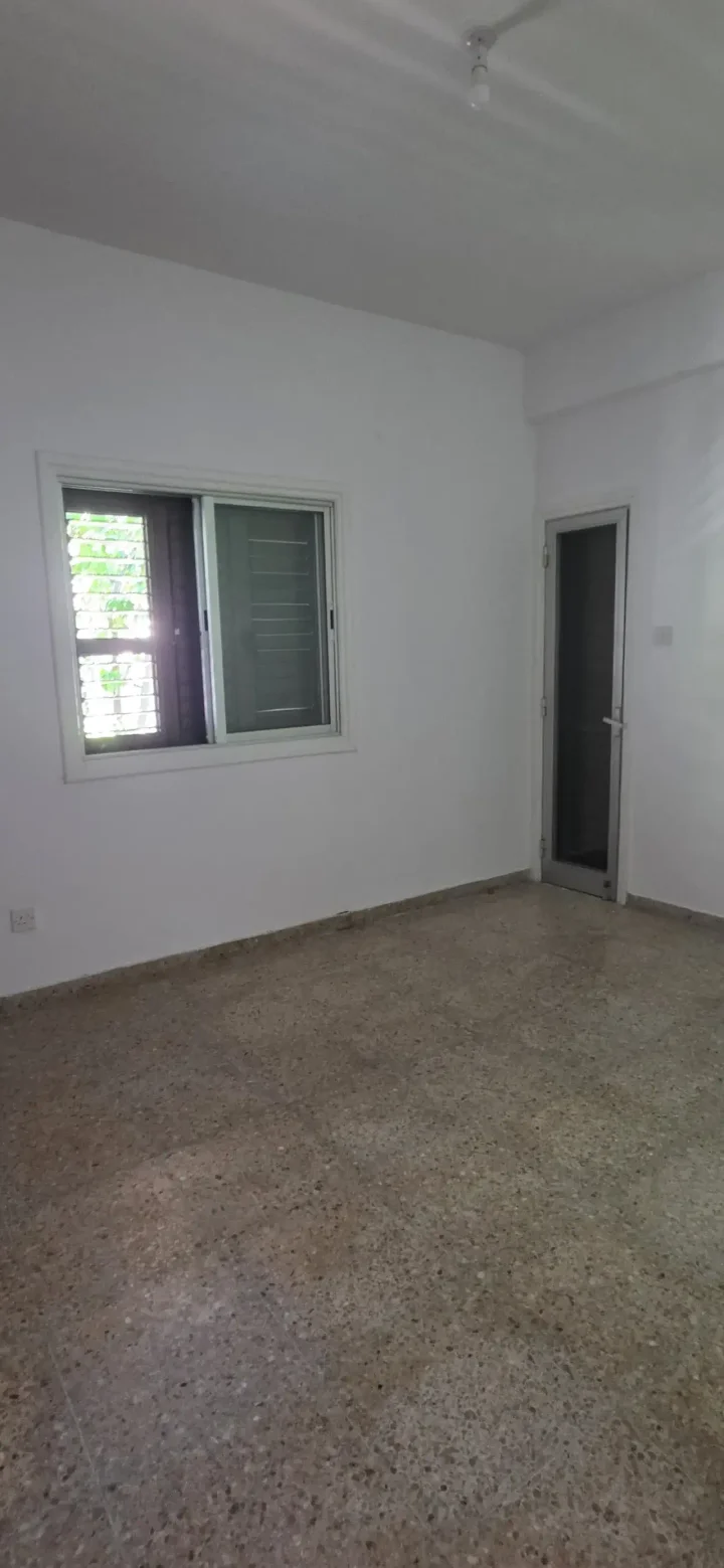 3-bedroom semi-detached house for rent 150 m² in Nicosia, Agios Dometios - Agios Georgios