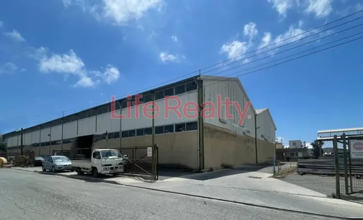 Residential properties for rent 2671 m² in Limassol, Limassol - Tsiflikoudia