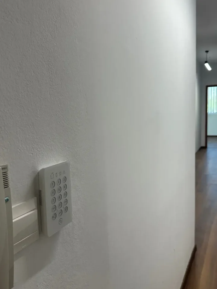 Office 70 m² for rent in Limassol, Limassol - Agios Nektarios