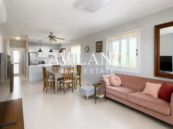 3-bedroom detached house for rent 130 m² in Paphos, Chlorakas
