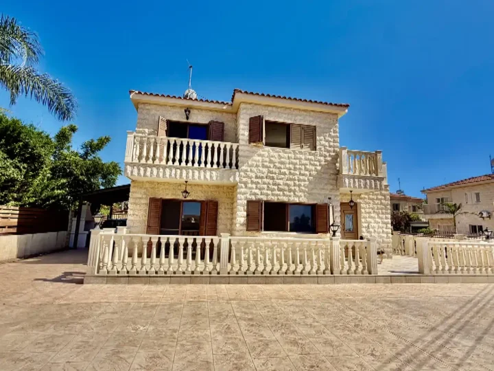 3-bedroom detached house for rent 140 m² in Famagusta, Agia Thekla