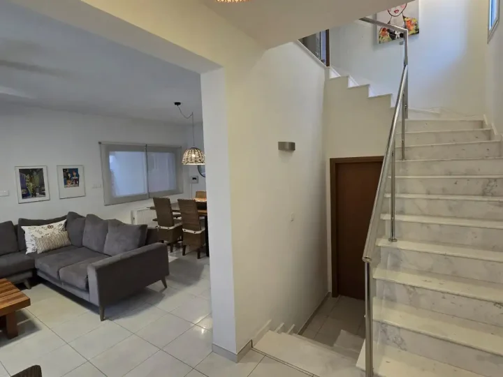 Detached house for rent 180 m² in Limassol, Parekklisia