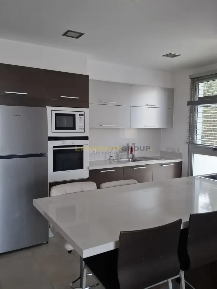 Apartments for rent 110 m² in Nicosia, Agioi Omologites