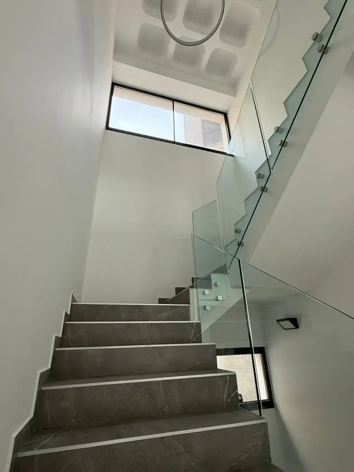 Office 500 m² for rent in Limassol, Limassol - Agios Nicolaos
