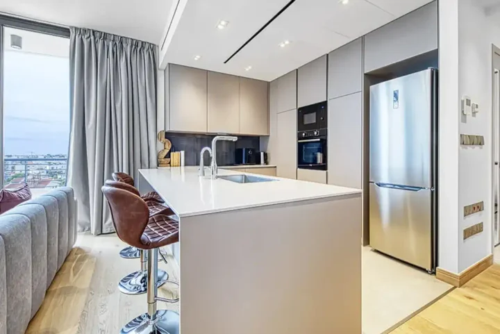 2-bedroom apartments for rent 125 m² in Limassol, Limassol - Agios Ioannis