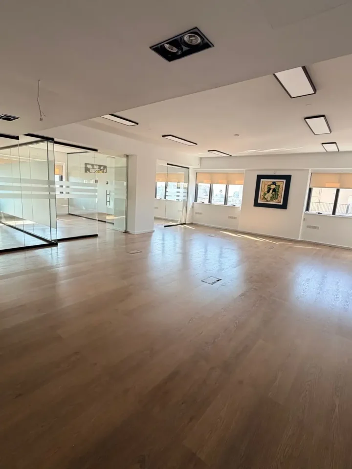 Γραφείο 250 μ² προς ενοικίαση στην τοποθεσία Limassol, Limassol - Agia Triada