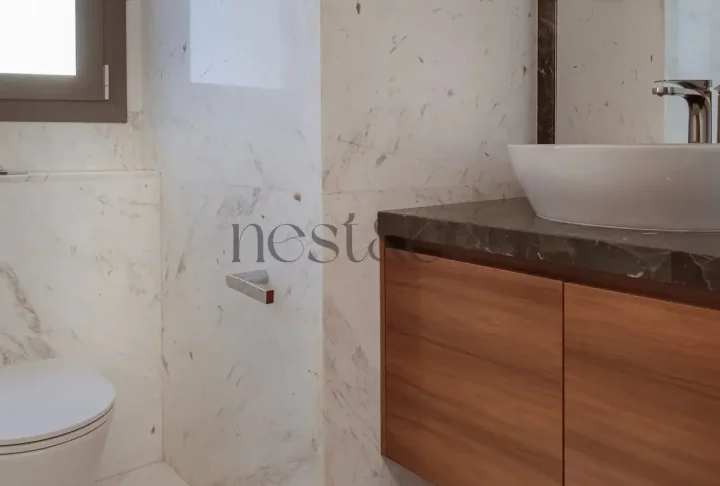3-bedroom apartments for rent 135 m² in Limassol, Mouttagiaka Tourist Area