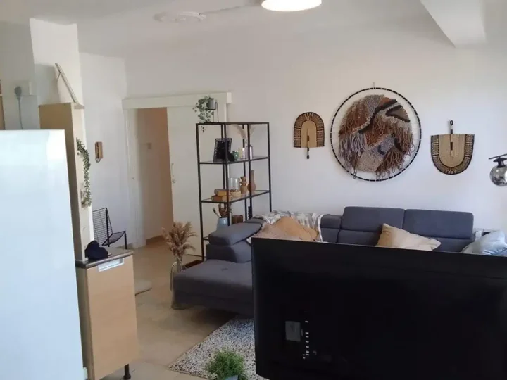 2-bedroom apartments for rent 140 m² in Larnaca, Larnaka - Finikoudes