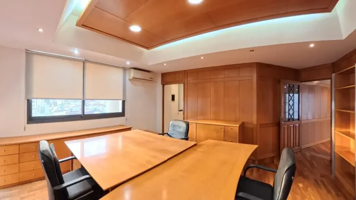 Office 200 m² for rent in Limassol, Limassol - Kapsalos