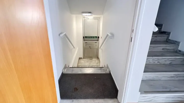 Residential properties for rent 360 m² in Limassol, Limassol - Agios Ioannis