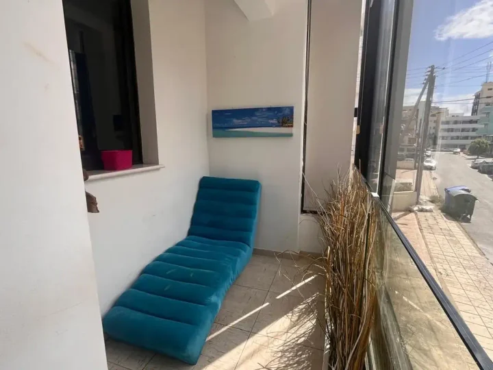 2-bedroom apartments for rent 102 m² in Larnaca, Larnaka - Arch Makarios III