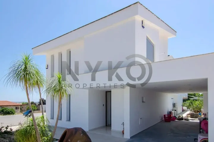 4-bedroom detached house for rent 340 m² in Limassol, Ypsonas