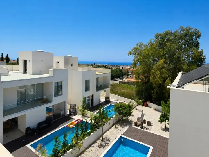 Villa for rent 220 m² in Paphos, Konia