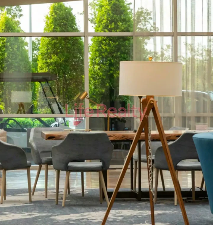 Office 311 m² for rent in Limassol, Kato Polemidia