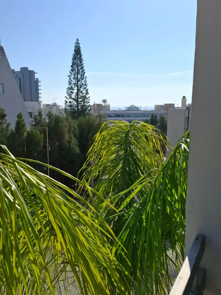 Studio for rent 30 m² in Limassol, Germasogeia Tourist Area