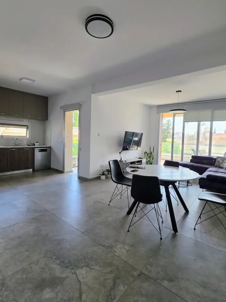 2-bedroom apartments for rent 82 m² in Limassol, Limassol - Mesa Geitonia