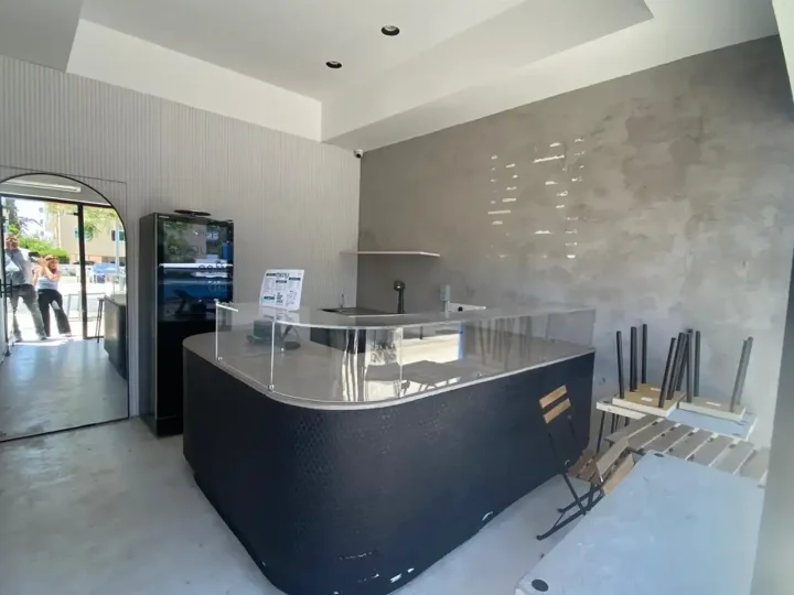 Trading area 75 m² for rent in Nicosia, Nicosia - Lykabittos
