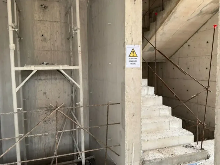 Office 200 m² for rent in Paphos, Paphos - Agios Theodoros