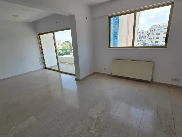 Офис 44 м² в аренду в Nicosia, Strovolos - Acropolis