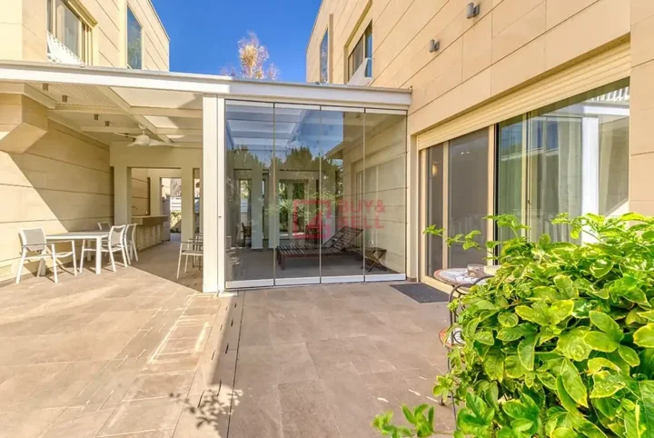 5-bedroom detached house for rent 600 m² in Limassol, Parekklisia Tourist Area