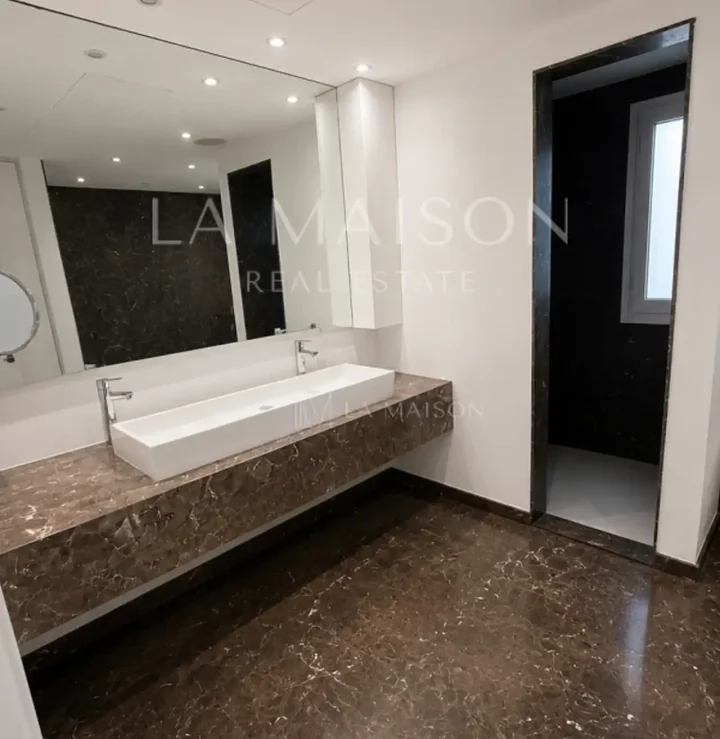 4-bedroom detached house for rent 310 m² in Nicosia, Aglantzia