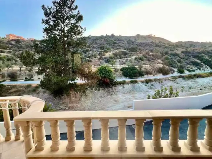 2-bedroom apartments for rent 90 m² in Limassol, Agios Tychon