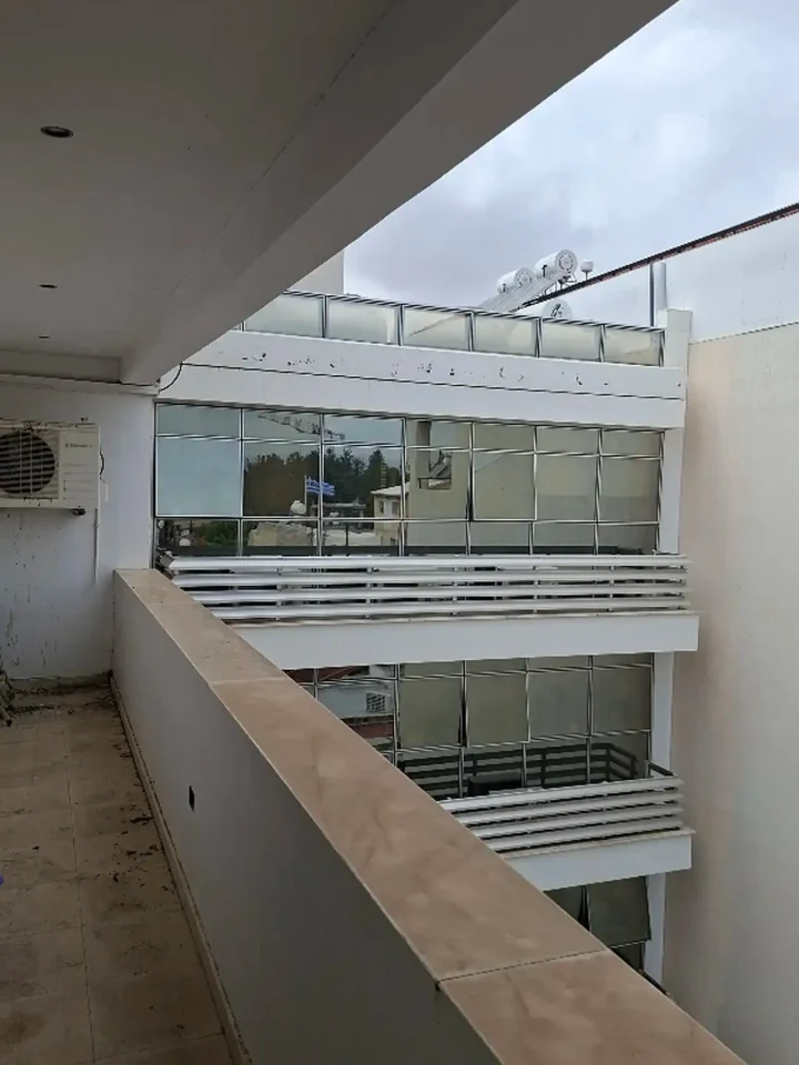 Office 90 m² for rent in Limassol, Limassol - Agios Nicolaos