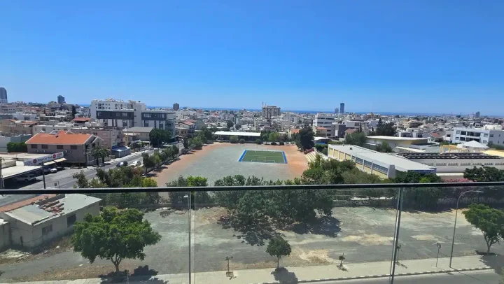 Office 309 m² for rent in Limassol, Limassol - Kapsalos