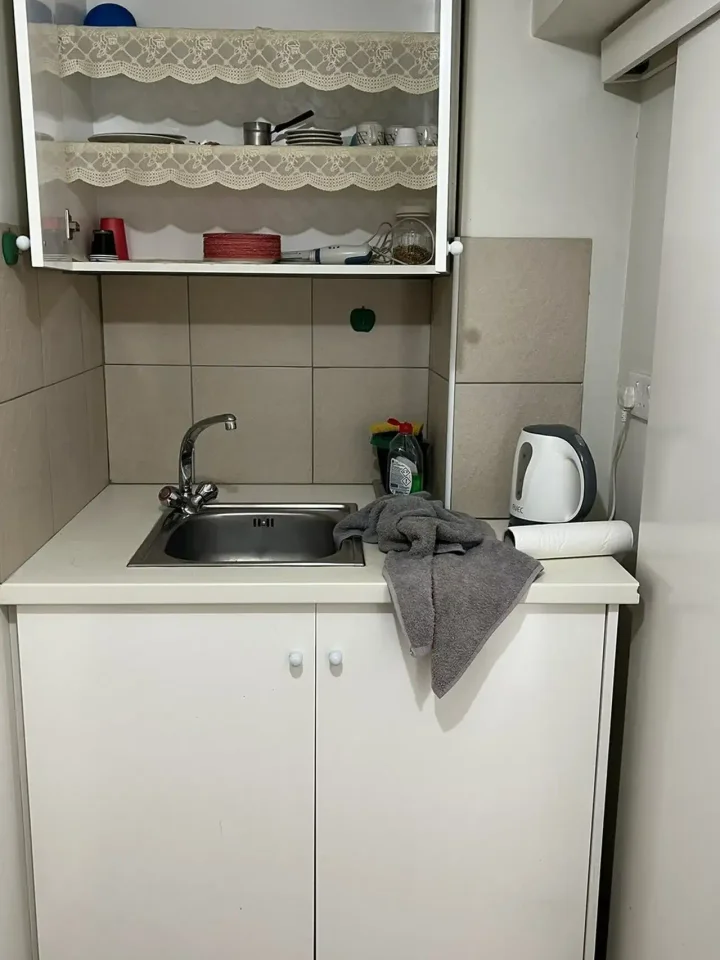 Trading area 100 m² for rent in Nicosia, Nicosia - Trypiotis