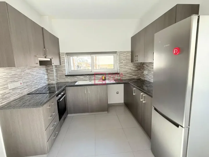 Apartments for rent 80 m² in Limassol, Limassol - Agios Ioannis