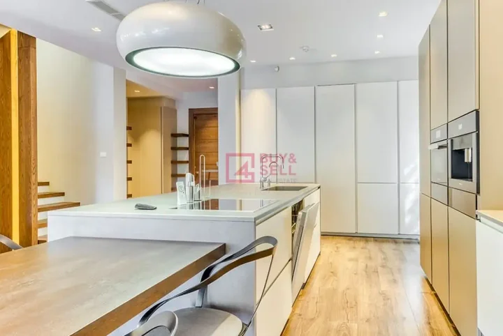 5-bedroom detached house for rent 600 m² in Limassol, Parekklisia Tourist Area