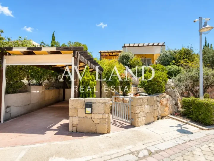 3-bedroom detached house for rent 130 m² in Paphos, Chlorakas