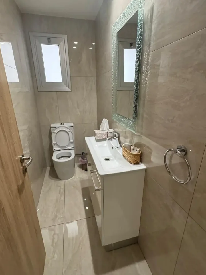 Semi-detached house for rent 180 m² in Limassol, Kato Polemidia