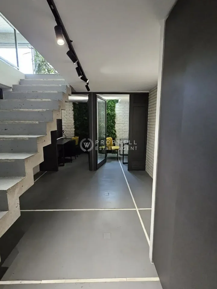 Офис 340 м² в аренду в Limassol, Limassol - Neapolis