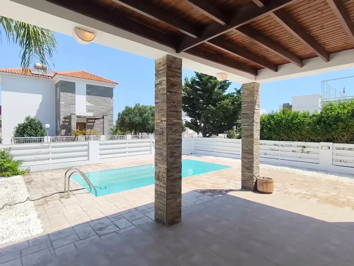 Villa for rent 120 m² in Larnaca, Perivolia Larnakas