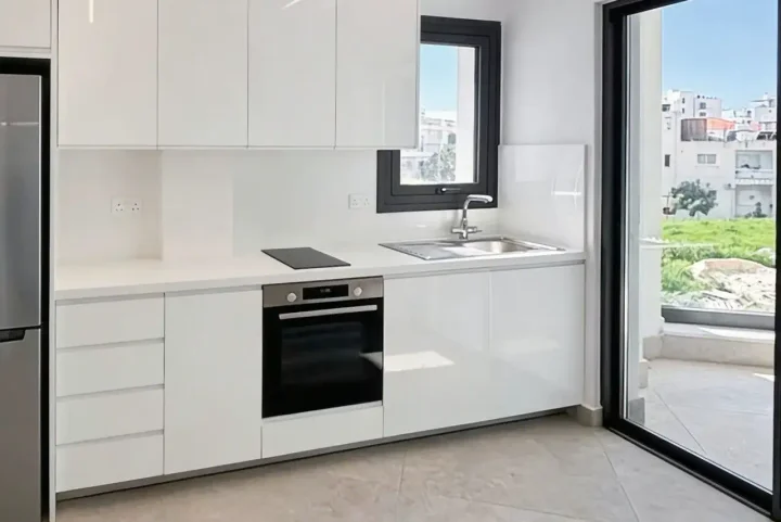 Office 222 m² for rent in Paphos, Paphos - Agios Theodoros