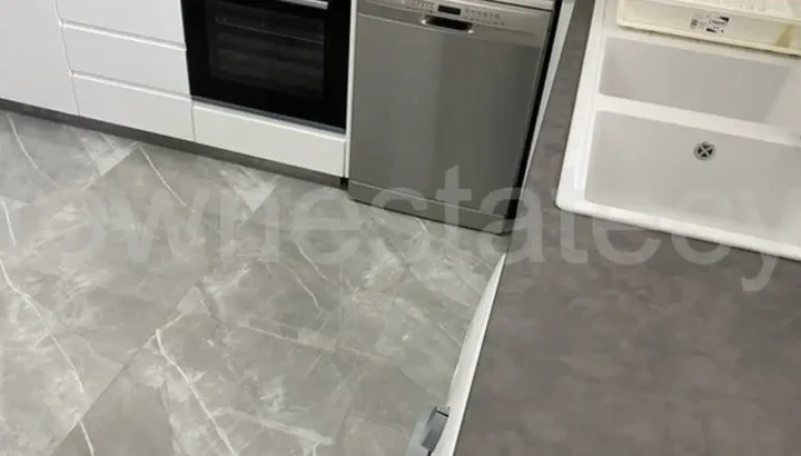 3-bedroom apartments for rent 140 m² in Limassol, Germasogeia Tourist Area