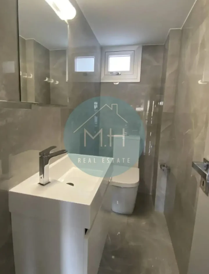 3-bedroom apartments for rent 120 m² in Limassol, Historical Center