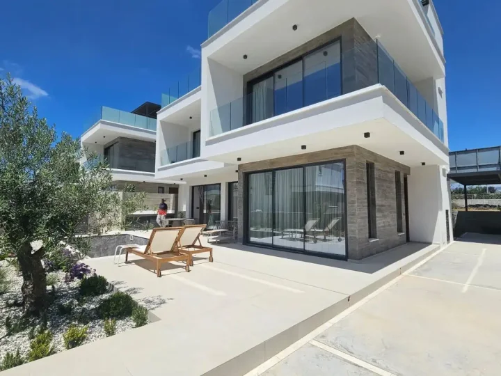 Villa for rent 180 m² in Paphos, Geroskipou Tourist Area