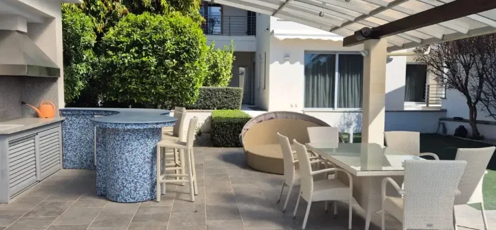 6+ спальная отдельный дом в аренду 350 м² в Limassol, Pyrgos Lemesou Tourist Area