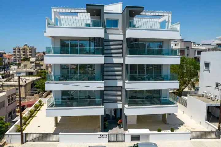 2-bedroom apartments for rent 80 m² in Limassol, Germasogeia Tourist Area