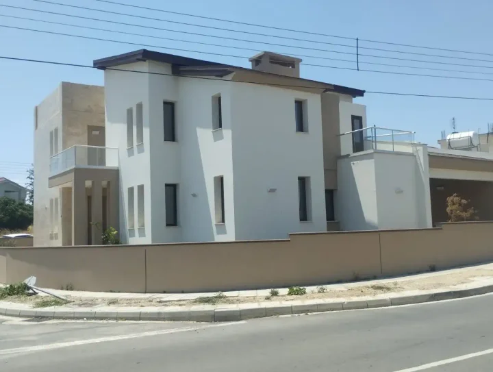 Μονοκατοικία προς ενοικίαση 250 μ² στην τοποθεσία Nicosia, Lakatameia - Archangelos-Anthoupoli