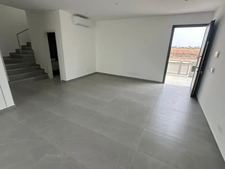 4-bedroom detached house for rent 270 m² in Nicosia, Latsia - Agios Georgios